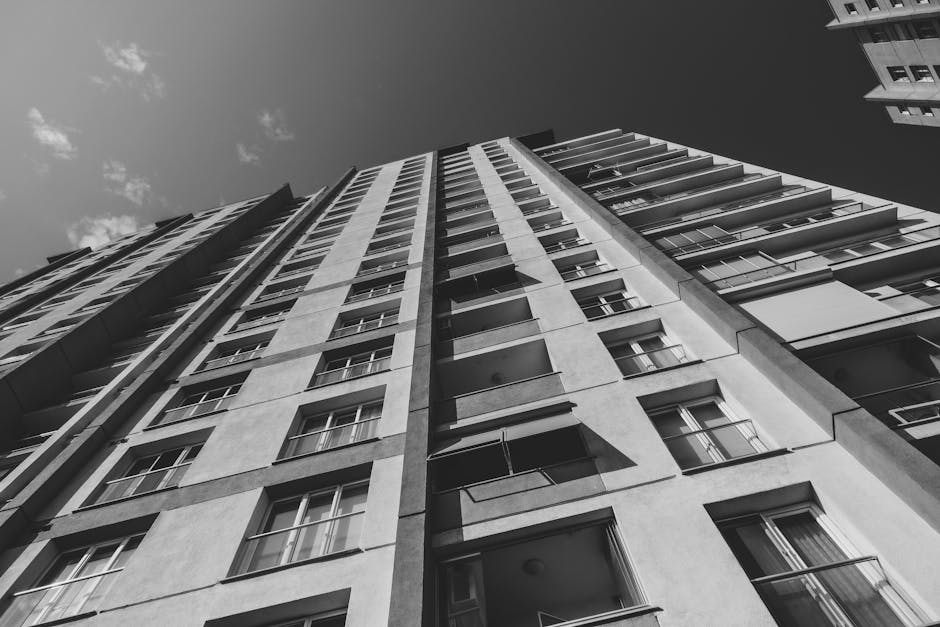 Ocena wpływu zmian prawnych na zarządzanie nieruchomościami w 2025 roku: Nowe wyzwania i szanse